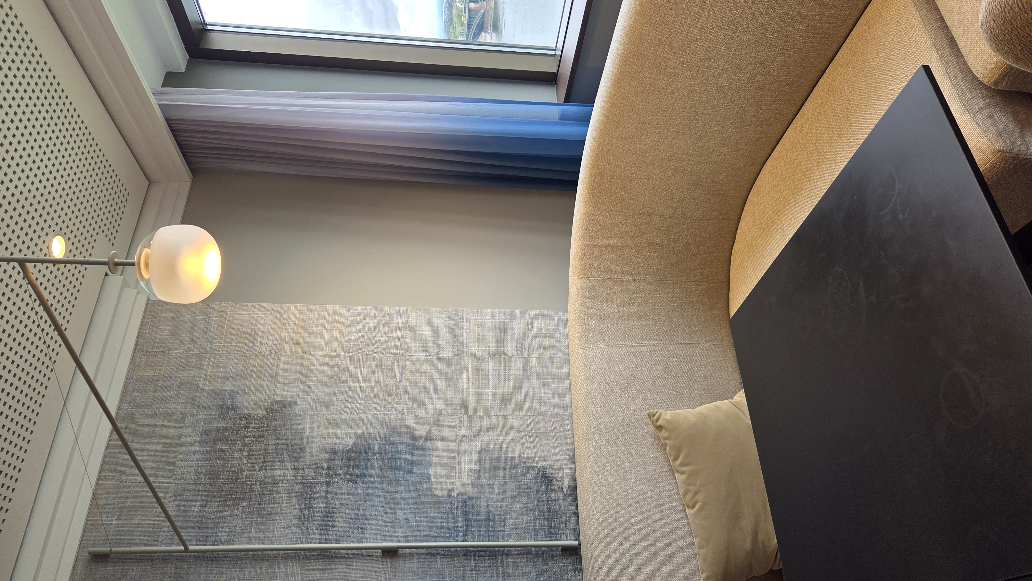 Executive Lounge — Couchtisch und Sitzbereich